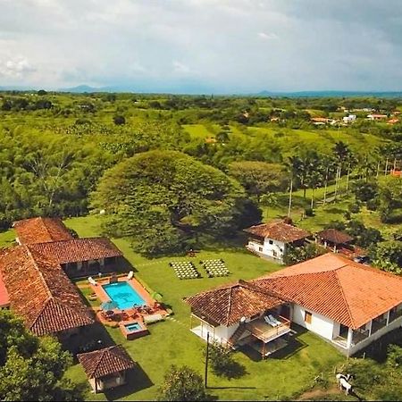 Hacienda El Saman Villa Quimbaya Eksteriør billede