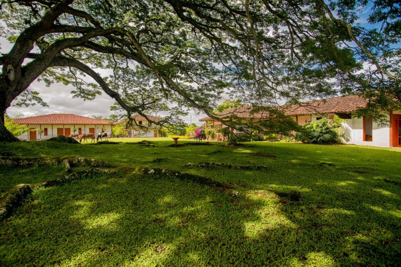 Hacienda El Saman Villa Quimbaya Eksteriør billede
