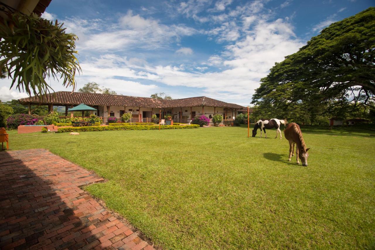 Hacienda El Saman Villa Quimbaya Eksteriør billede