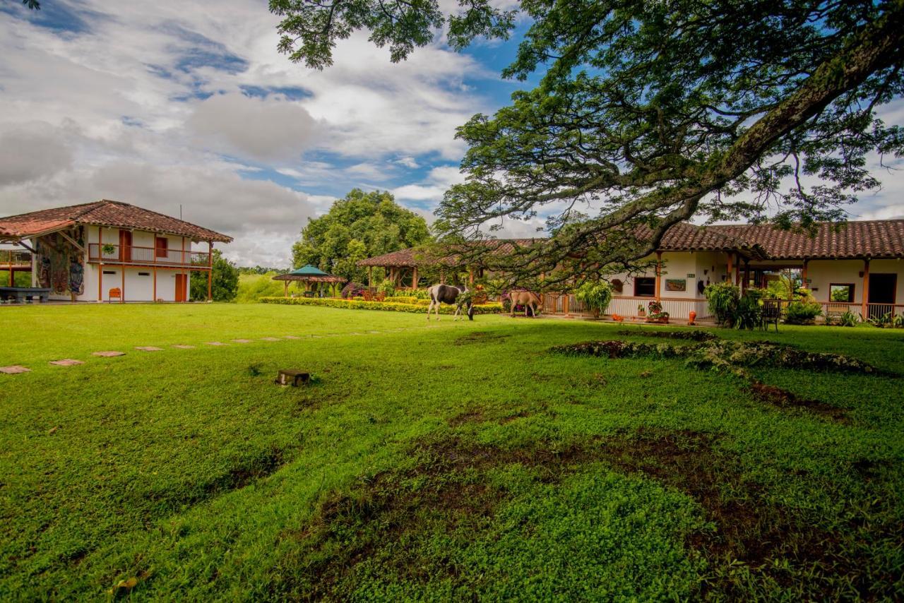 Hacienda El Saman Villa Quimbaya Eksteriør billede